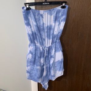 hollister strapless romper